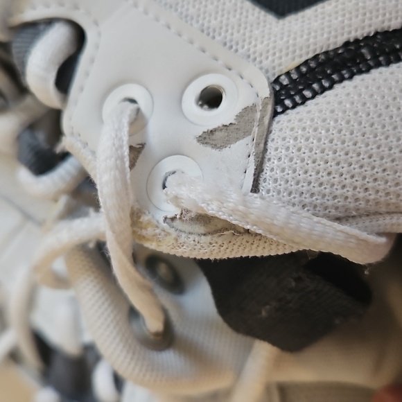 Adidas Sneakers - Picture 7 of 12